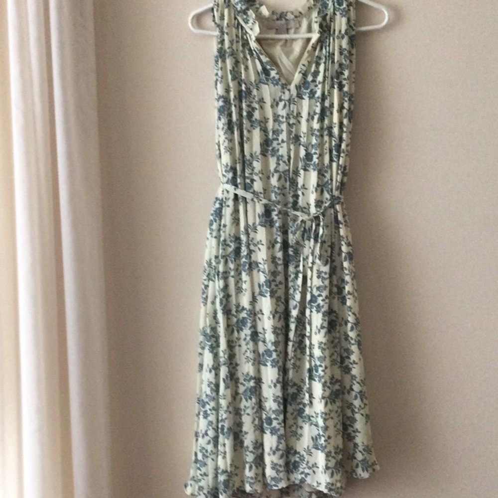 Ann Taylor loft floral dress  (m/l) size